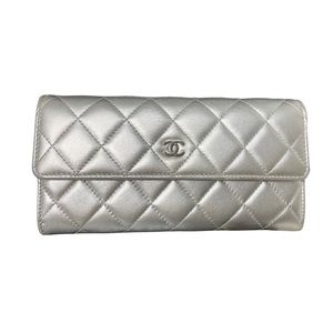 CHANEL Metallic Lambskin Quilted Large Gusset Flap Wallet Silver